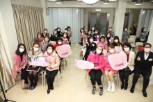 基金會「乳健同躍動 2022」，數千人參與線上籌款，一起「邁出一步，踢走乳癌高危因素」。 The HKBCF “Pink Together 2022” successfully concluded with thousands of participants have gathered Online to “Take A Step, Reduce High Risk Factors of Breast Cancer”. 